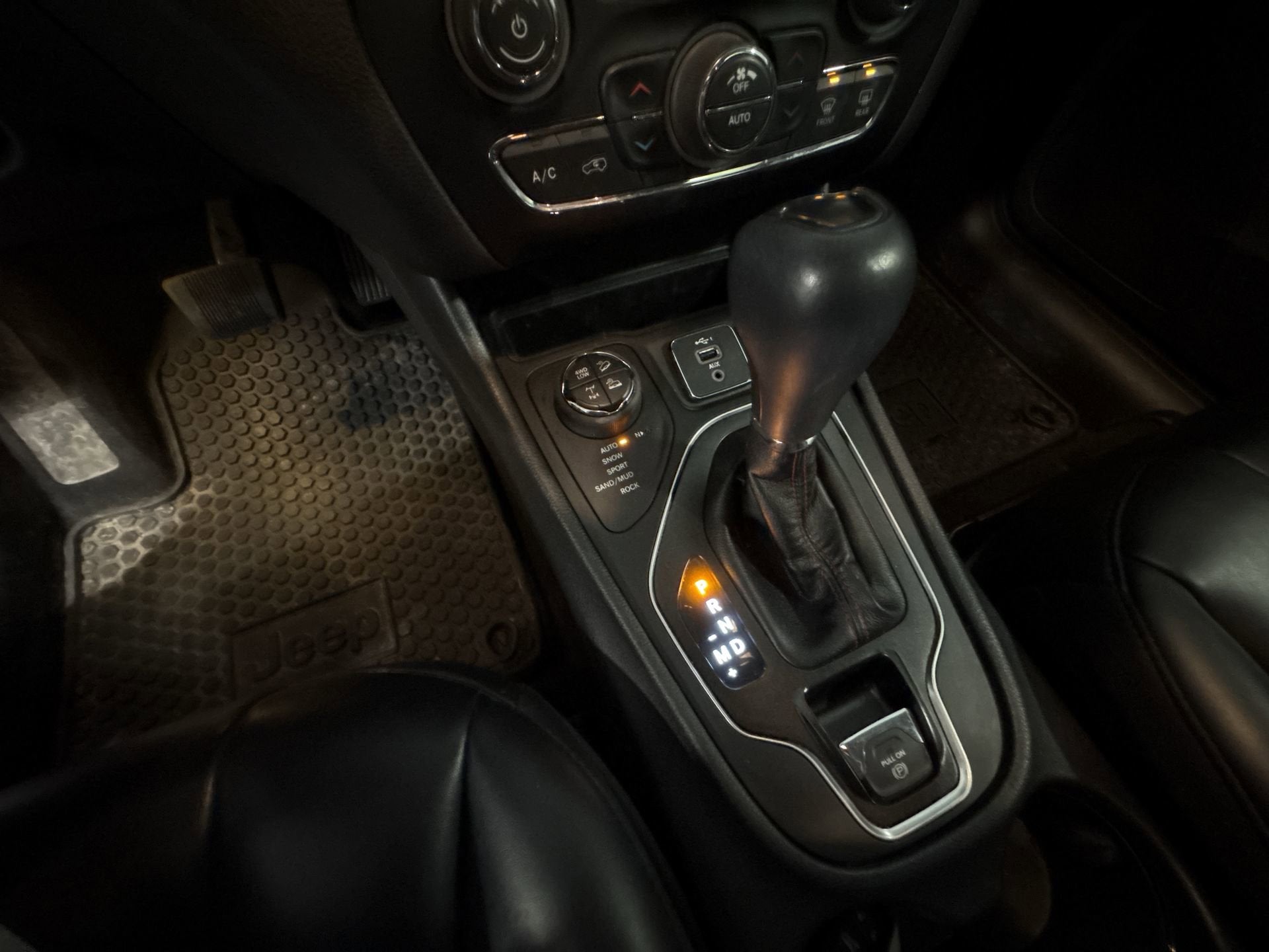 2021 Jeep Cherokee Trailhawk