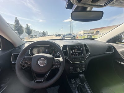 2023 Jeep Cherokee Altitude Lux 4x4