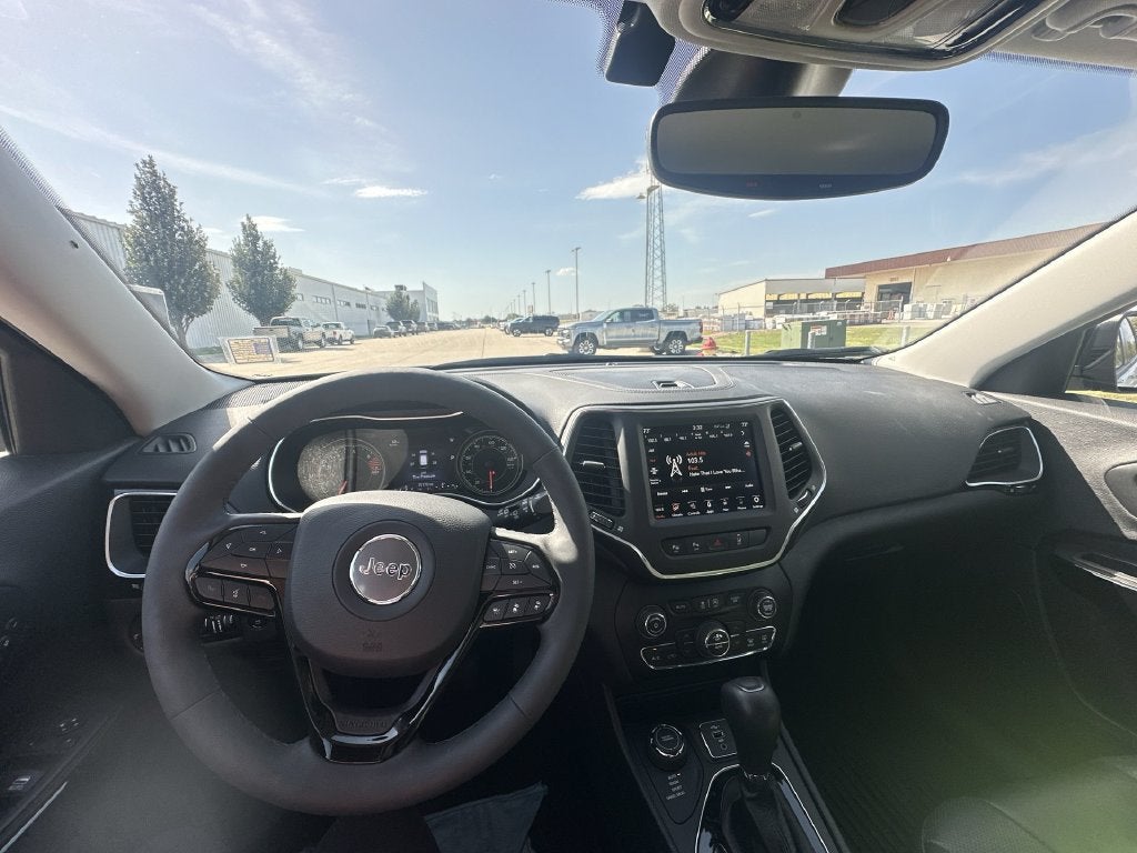2023 Jeep Cherokee Altitude Lux 4x4