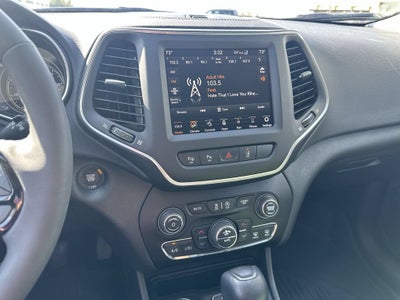 2023 Jeep Cherokee Altitude Lux 4x4
