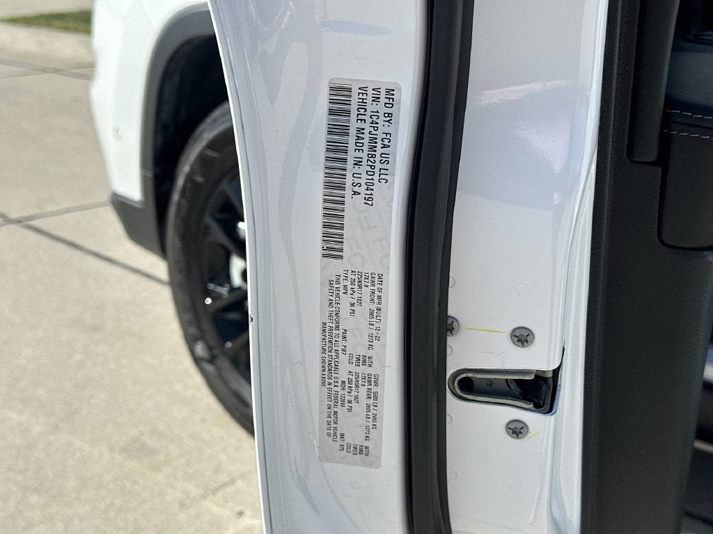 2023 Jeep Cherokee Altitude Lux 4x4