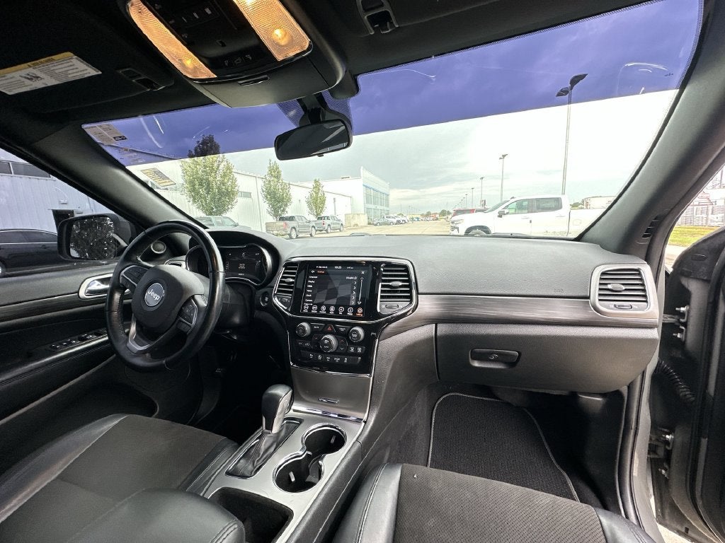 2021 Jeep Grand Cherokee Laredo X 4x4