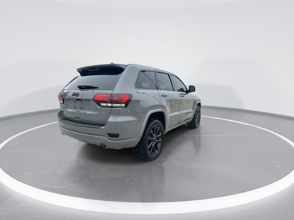 2021 Jeep Grand Cherokee Laredo X 4x4