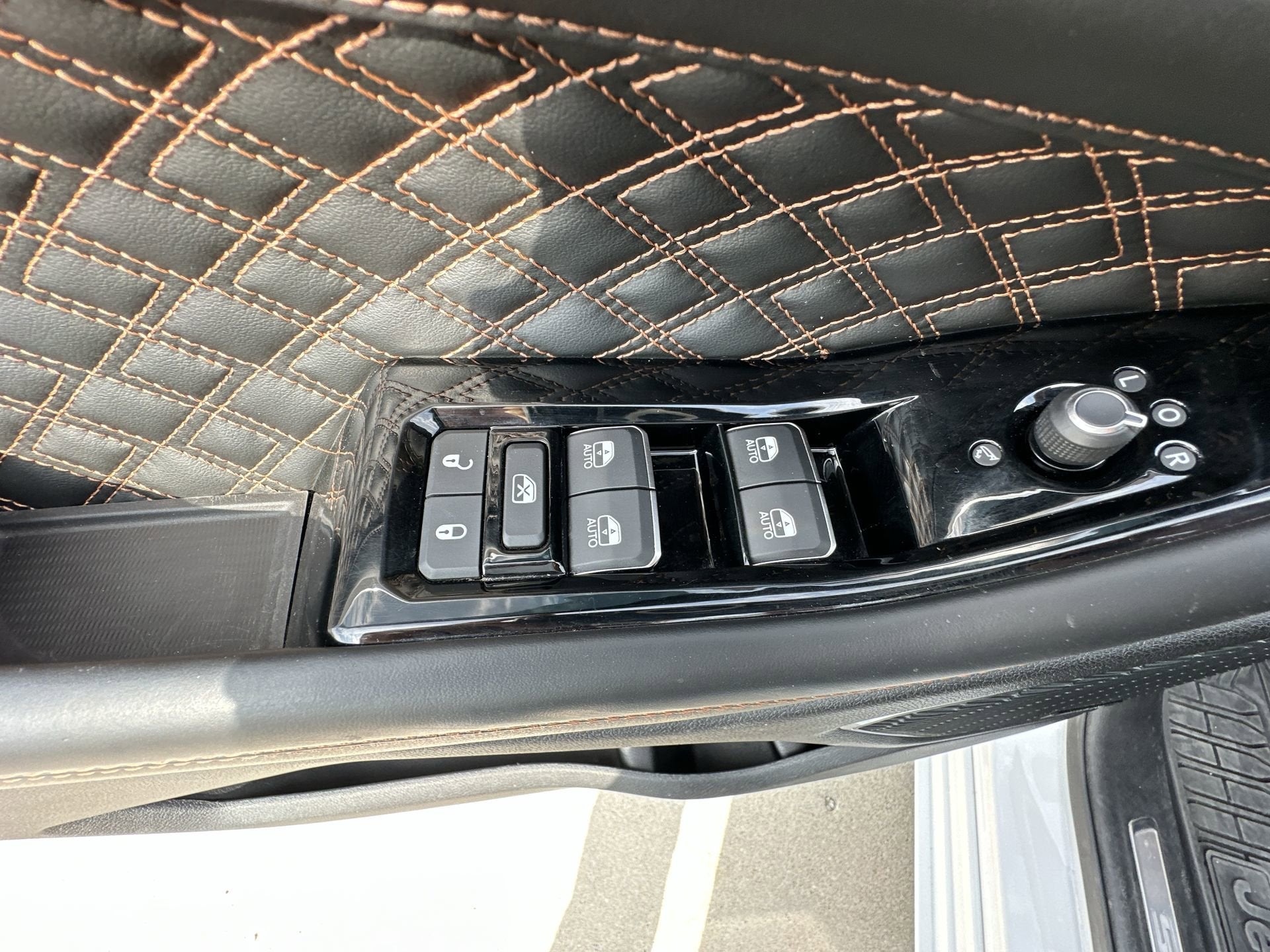 2023 Jeep Grand Cherokee Summit
