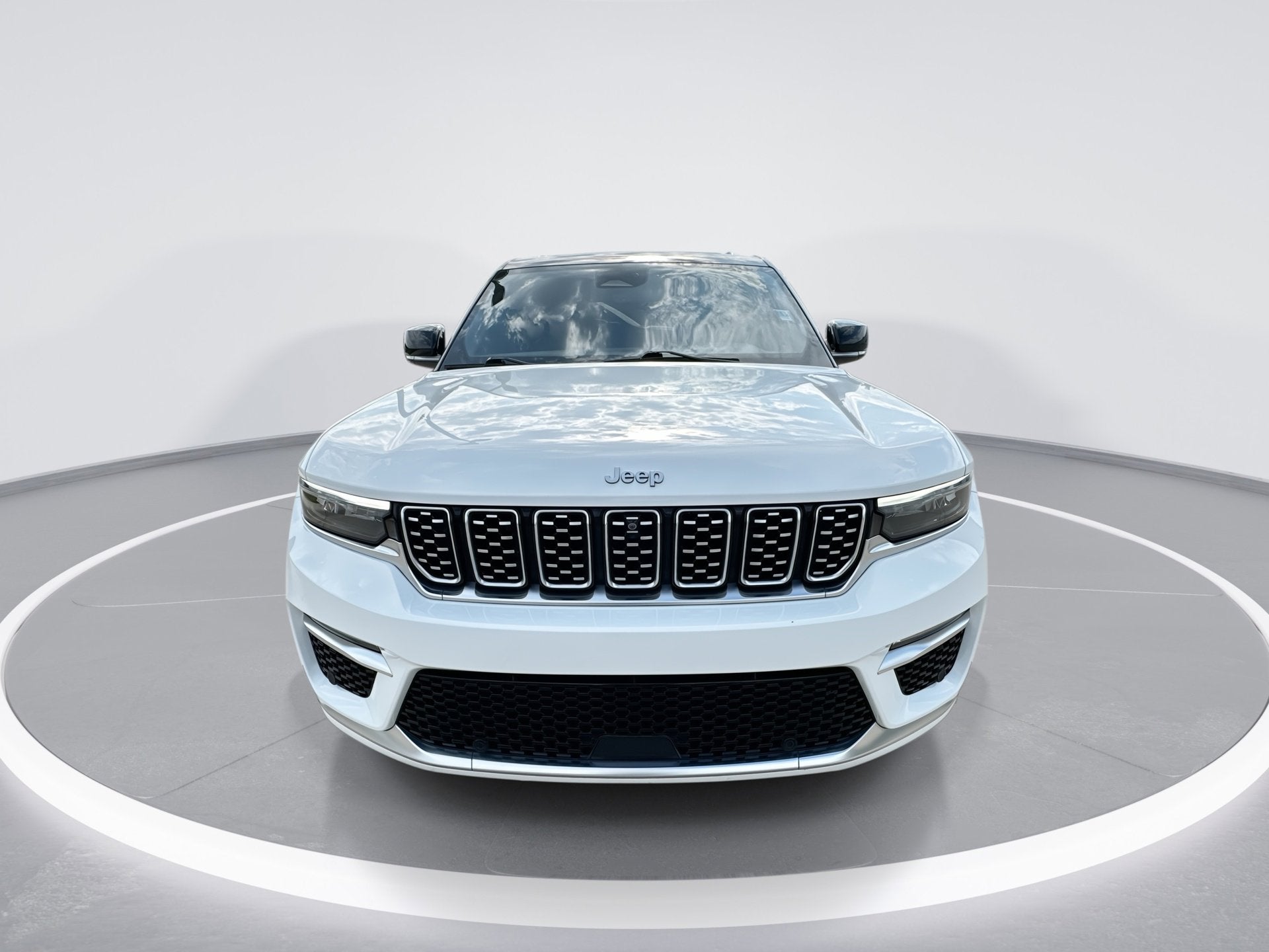 2023 Jeep Grand Cherokee Summit
