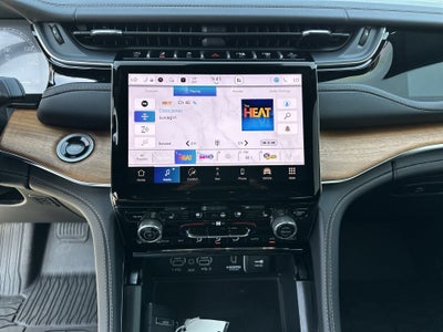 2025 Jeep Grand Cherokee Summit Reserve 4x4