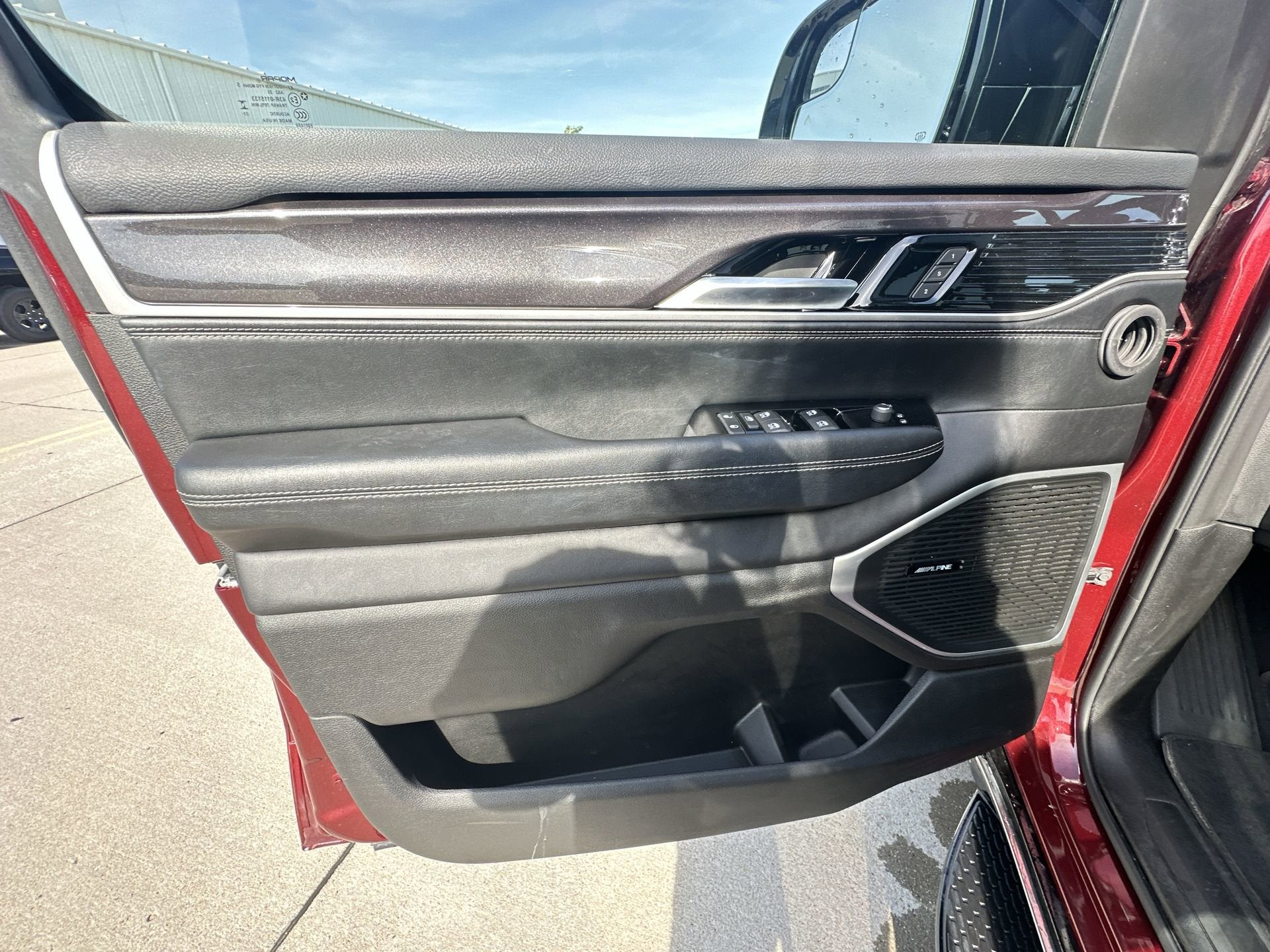 2024 Jeep Wagoneer 4DR 4WD