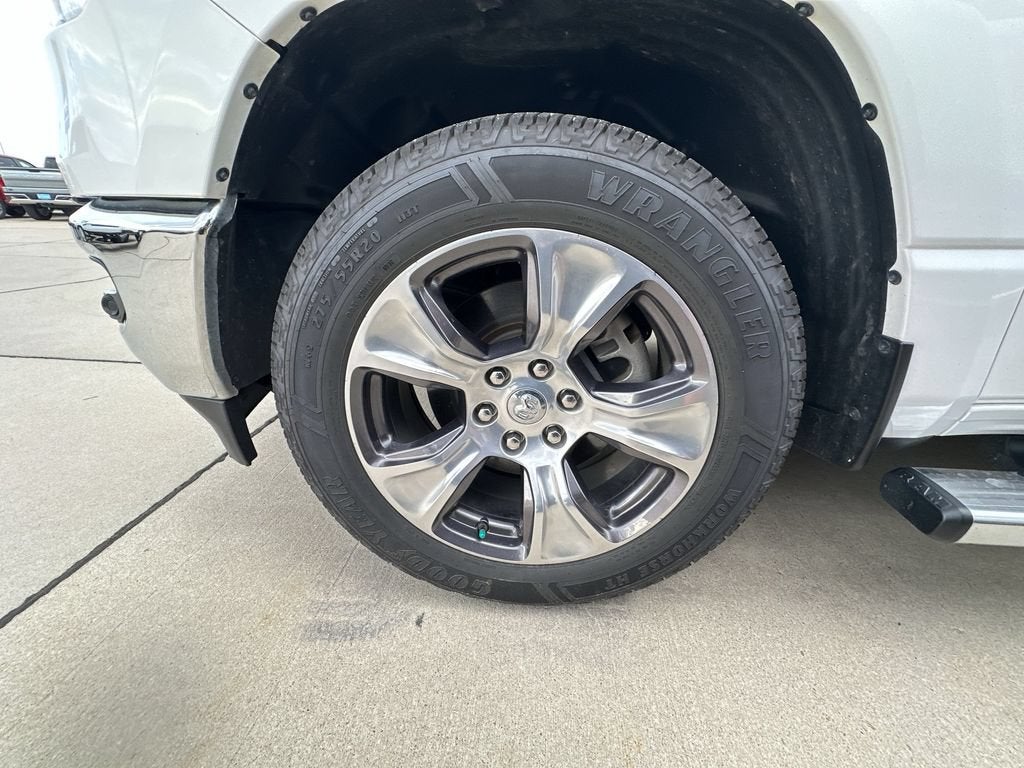 2023 RAM 1500 Laramie Crew Cab 4x4 5'7" Box