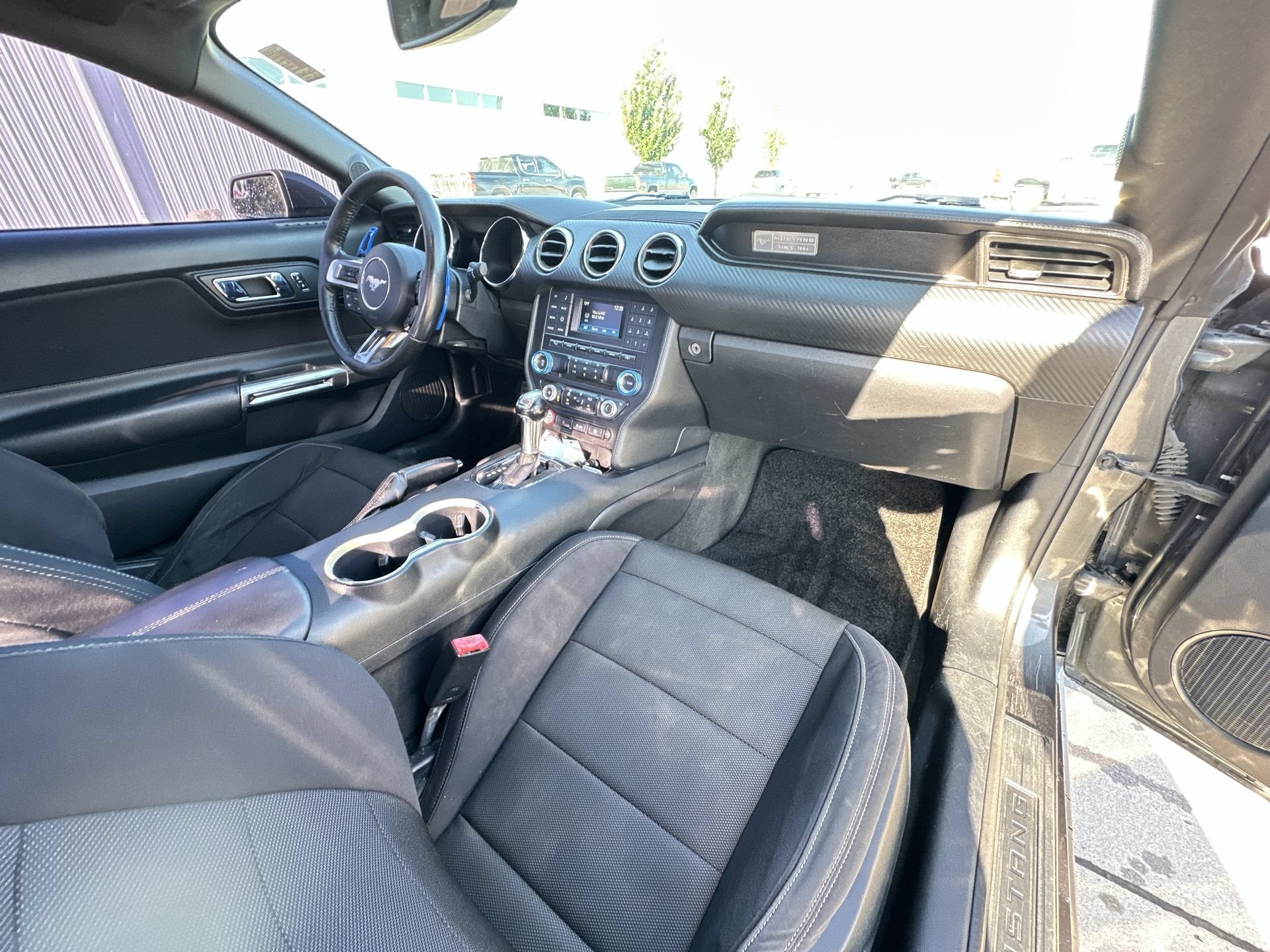 2016 Ford Mustang V6