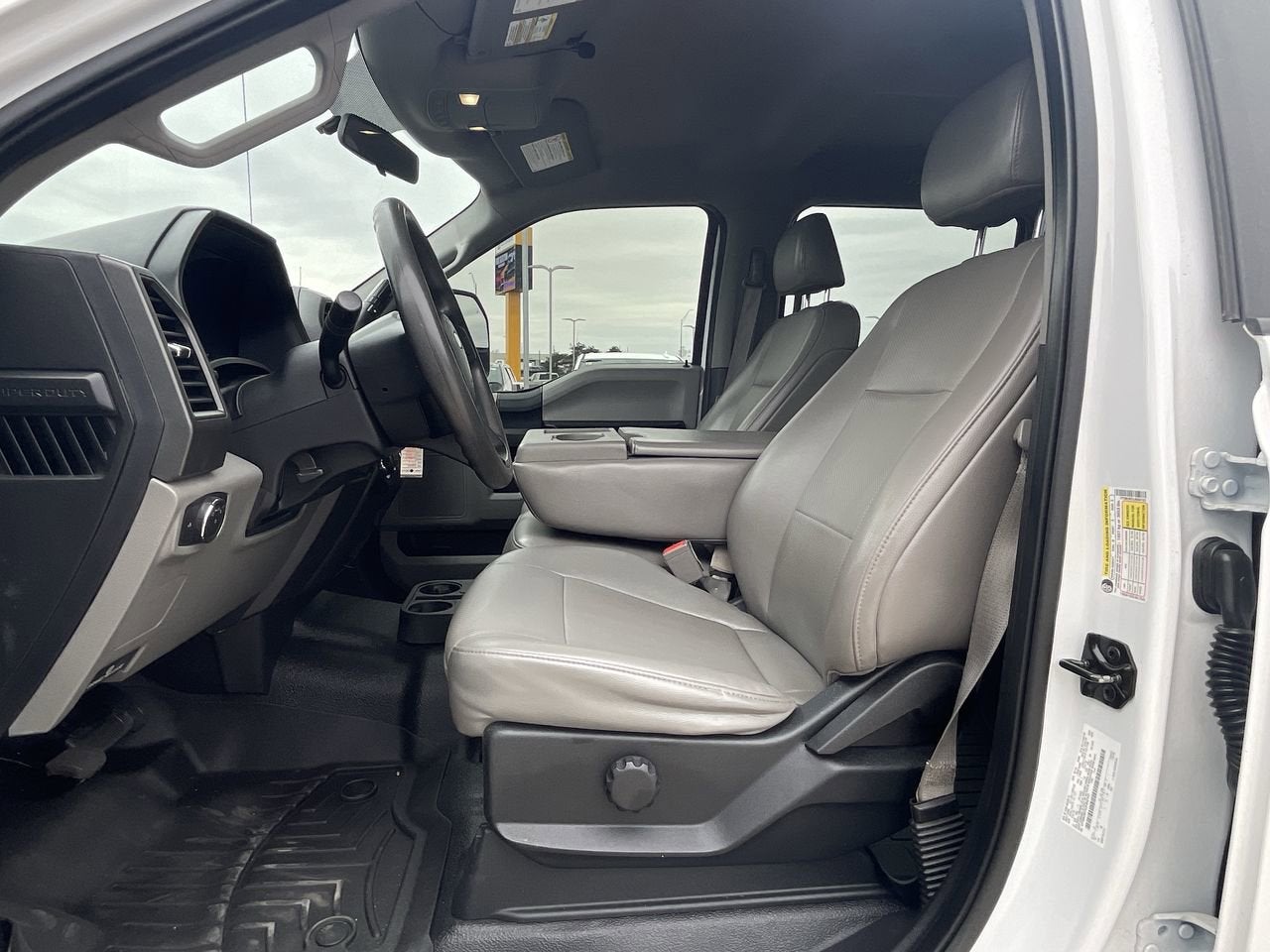 2018 Ford Super Duty F-350 SRW XL