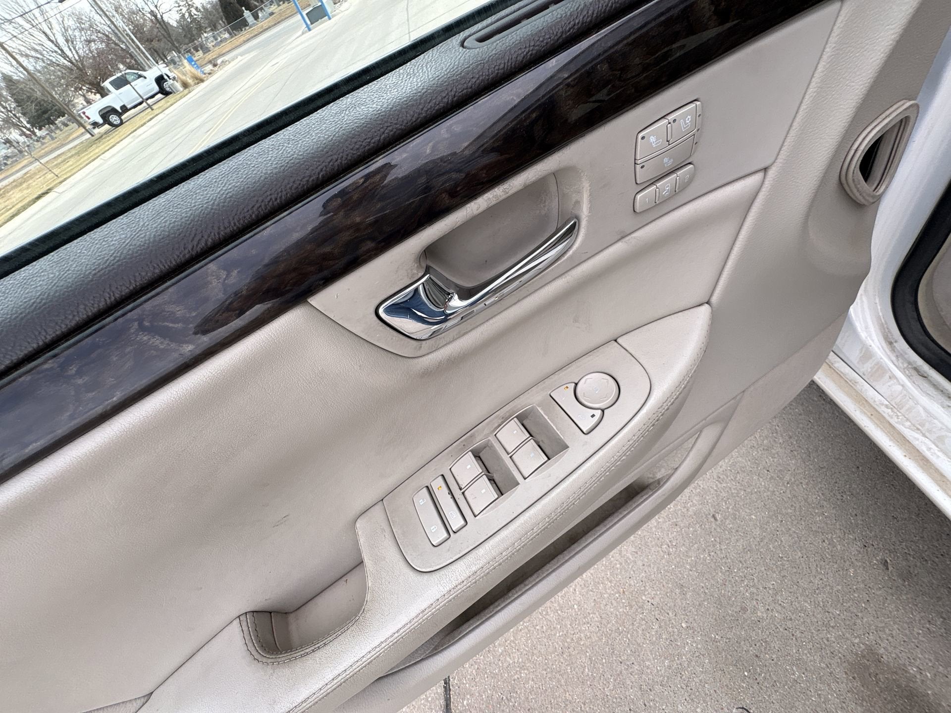 2008 Cadillac DTS w/1SC