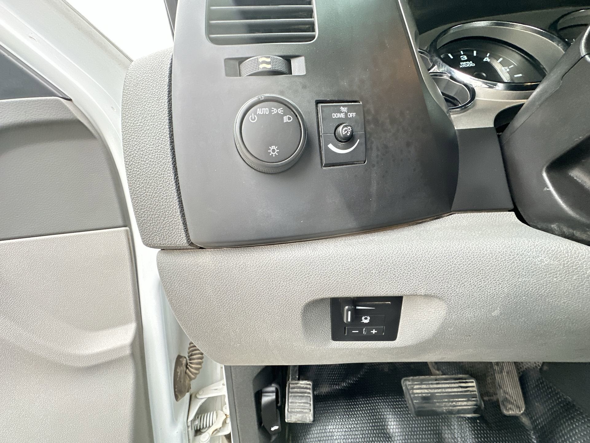 2013 Chevrolet Silverado 3500 HD Chassis Cab Work Truck