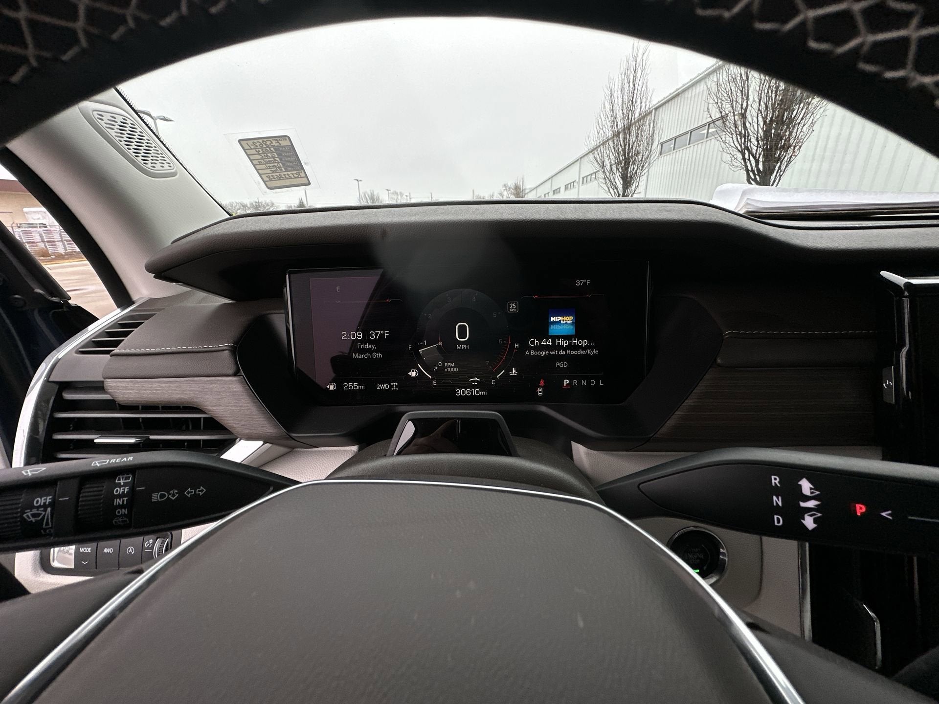 2024 GMC Acadia Denali