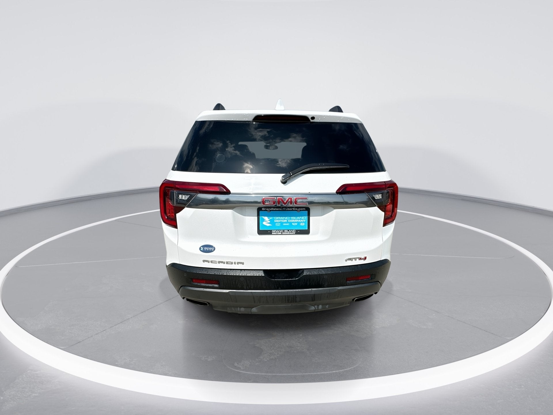 2022 GMC Acadia AT4