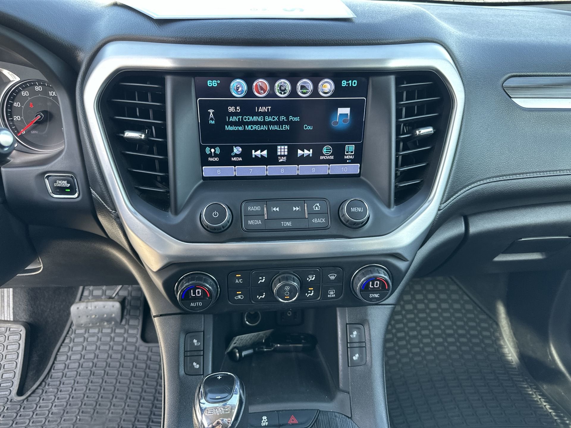 2018 GMC Acadia SLT