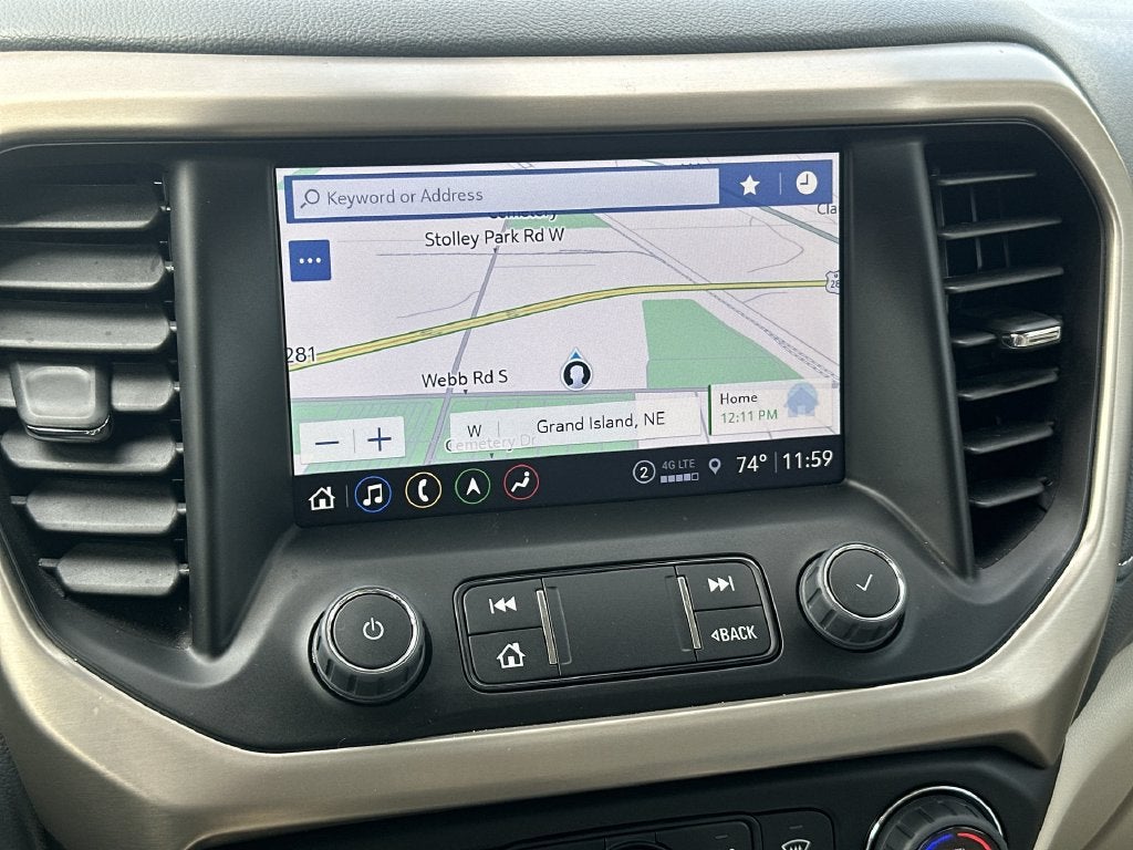 2023 GMC Acadia Denali