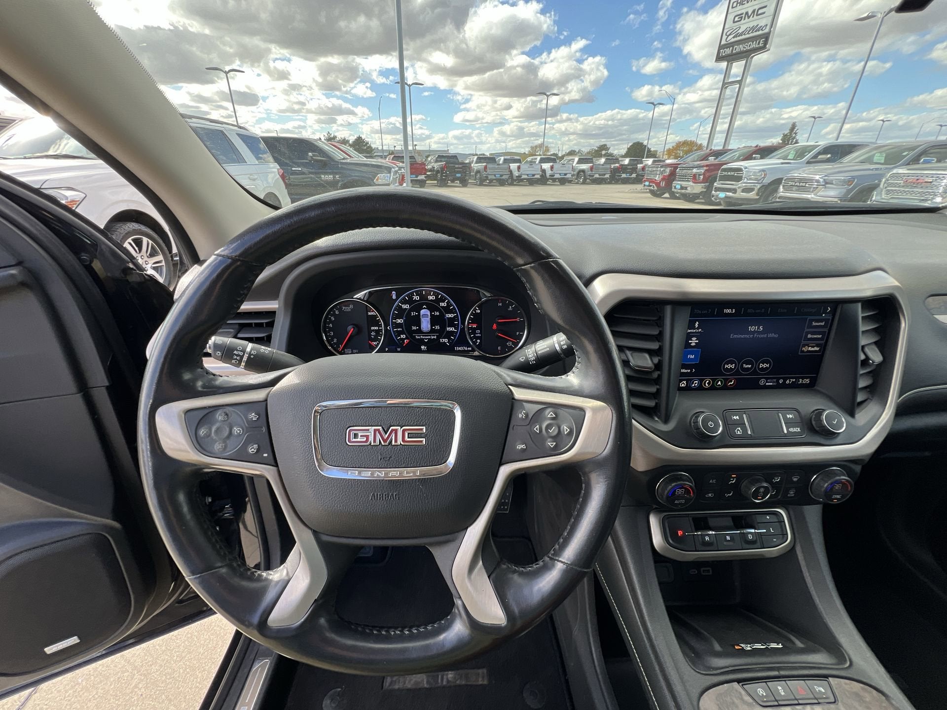 2021 GMC Acadia Denali
