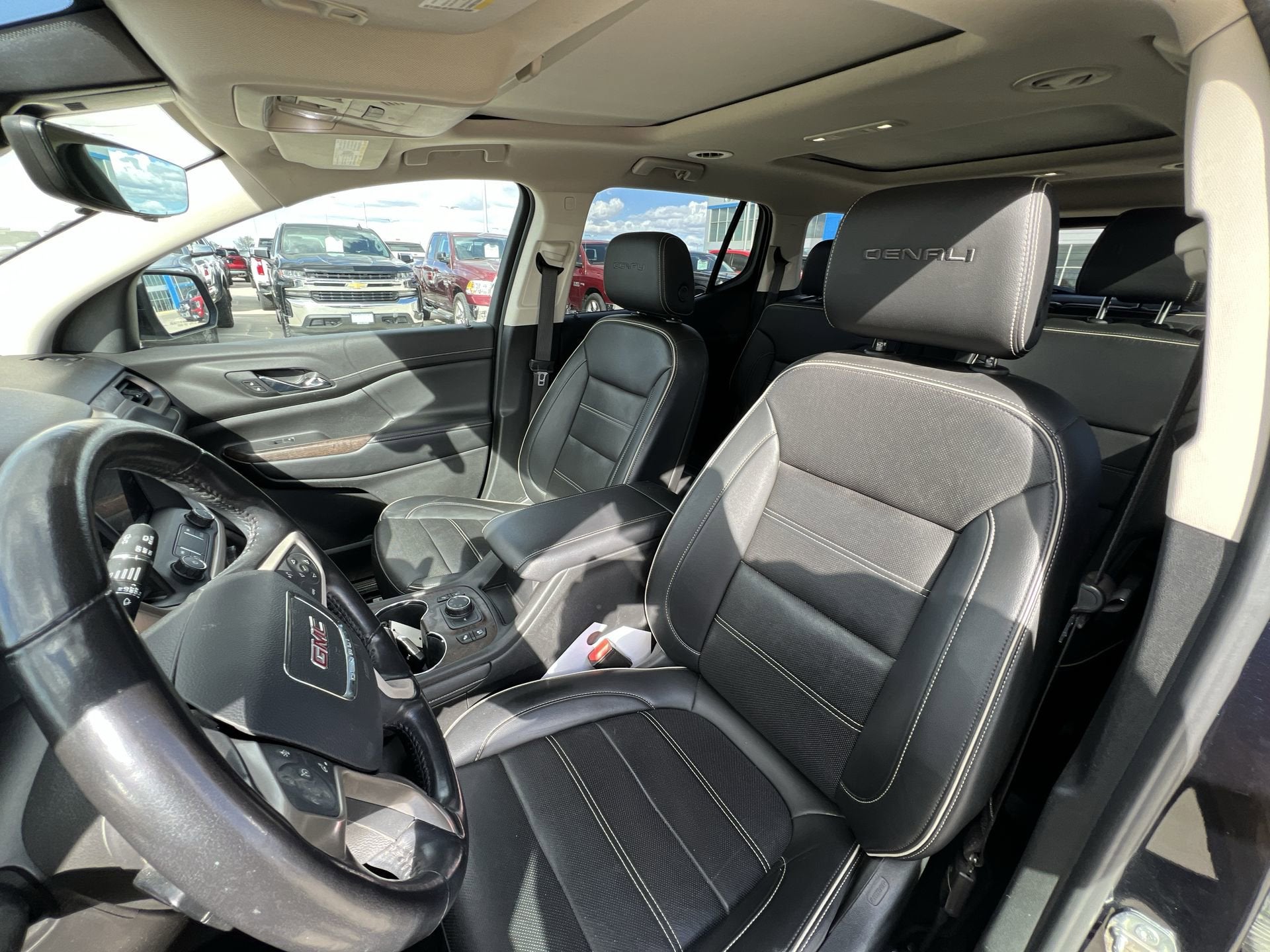 2021 GMC Acadia Denali