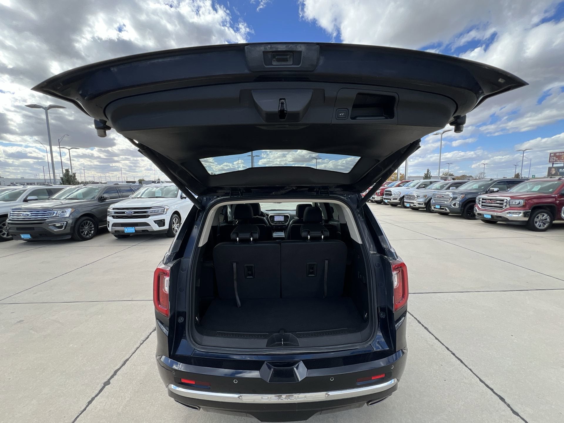 2021 GMC Acadia Denali