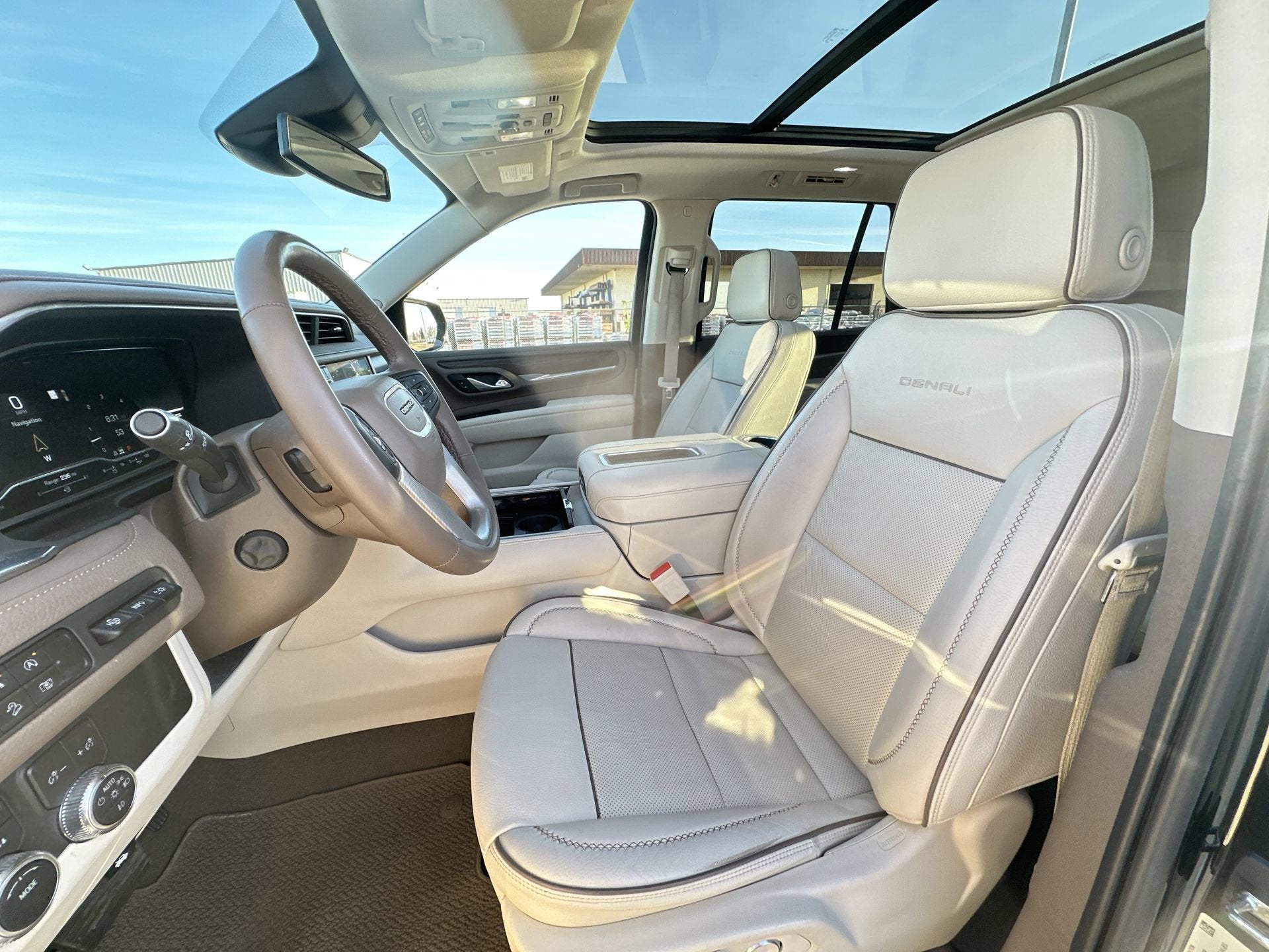 2023 GMC Yukon Denali