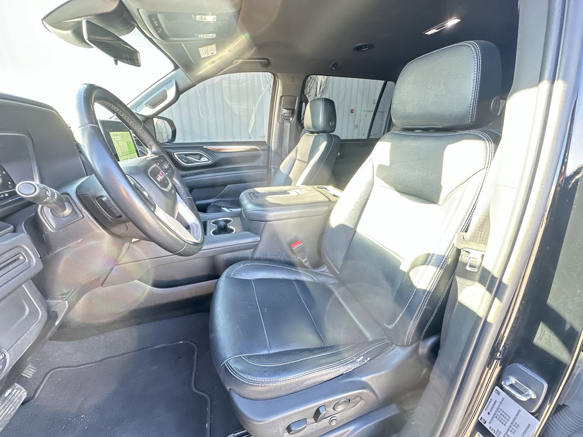 2023 GMC Yukon XL SLE