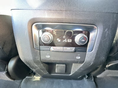 2023 GMC Yukon XL SLE