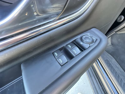 2023 GMC Yukon XL SLE