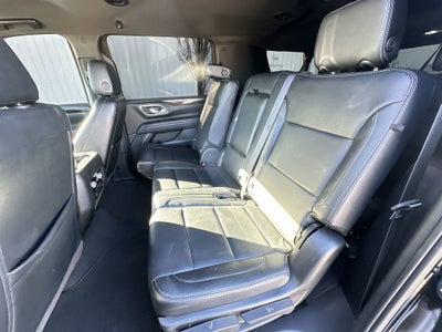 2023 GMC Yukon XL SLE