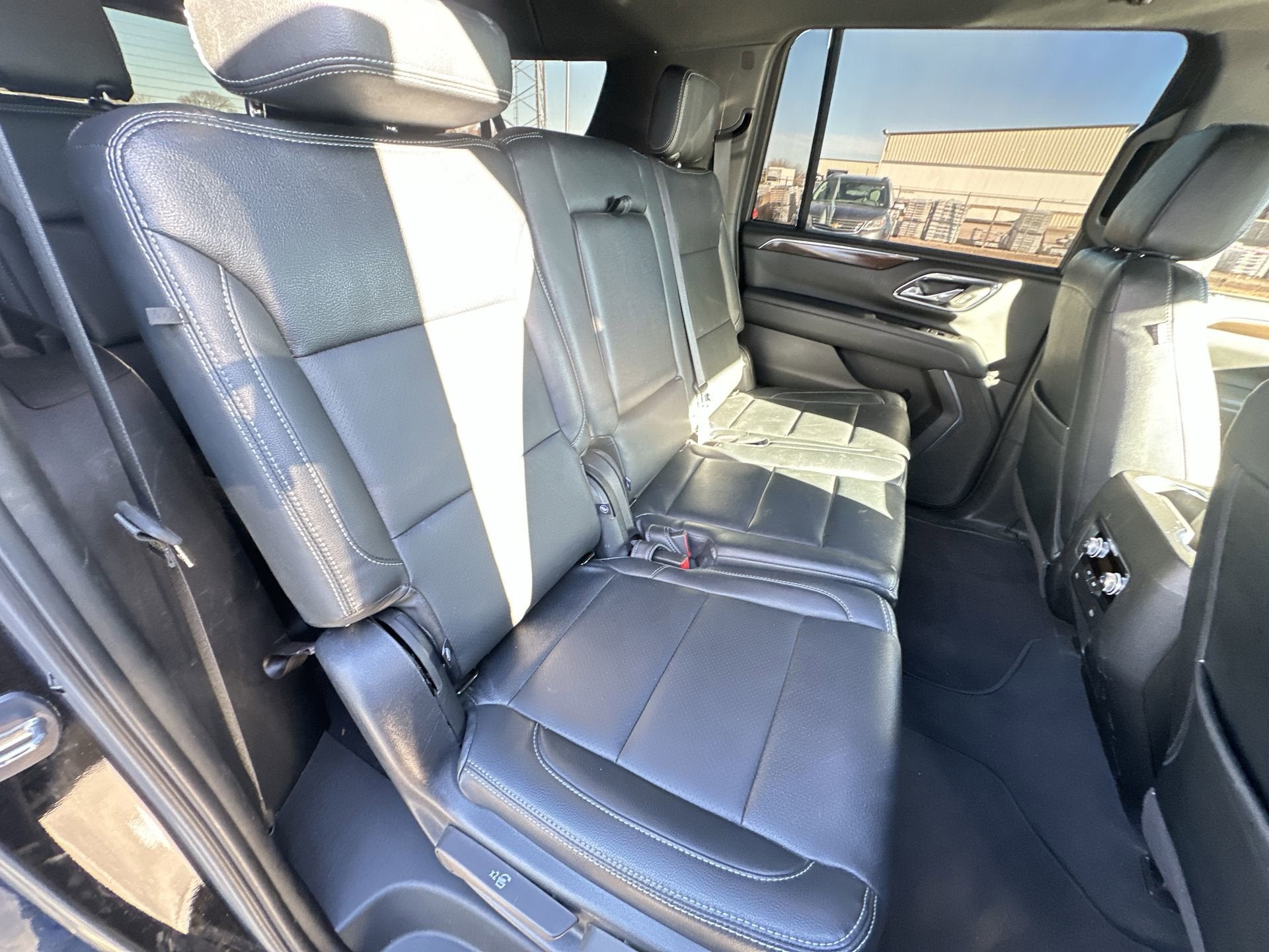 2023 GMC Yukon XL SLE