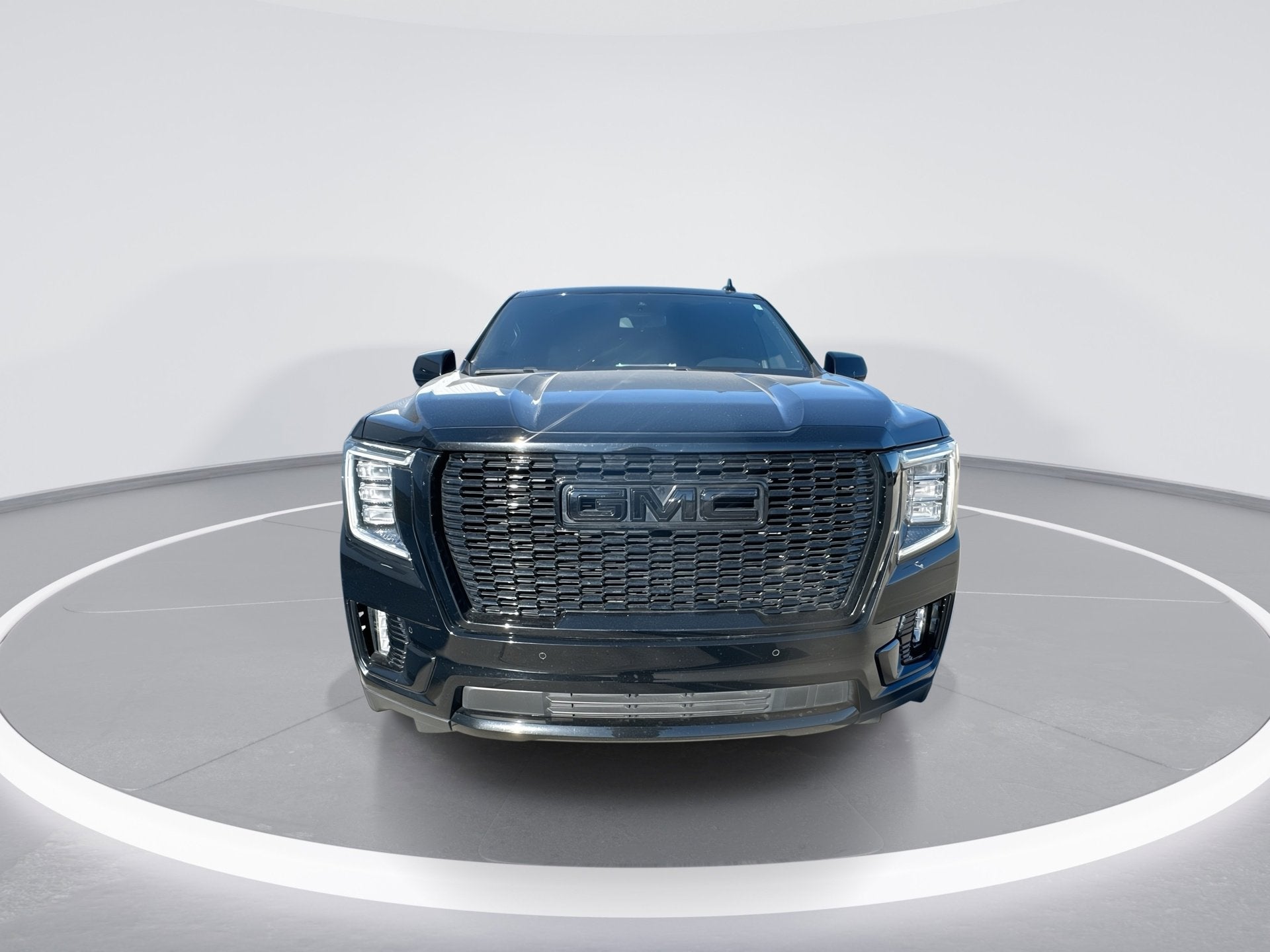 2023 GMC Yukon XL SLE