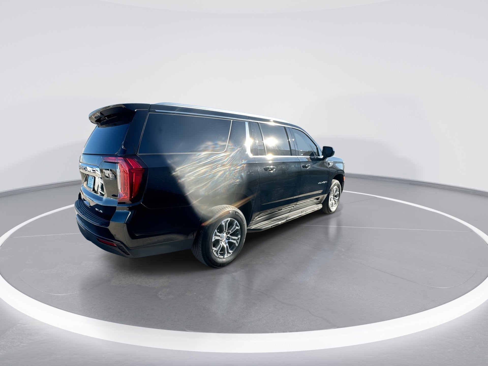 2023 GMC Yukon XL SLE