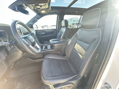 2023 GMC Yukon XL SLT