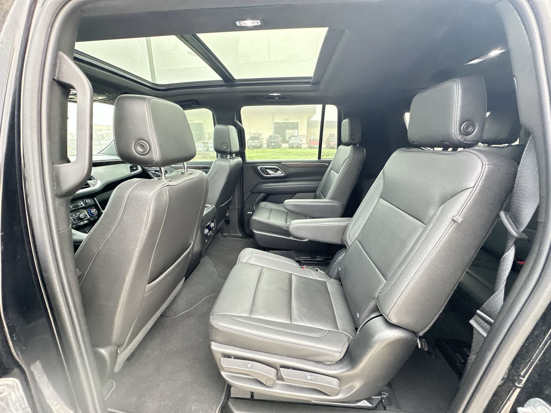 2023 Chevrolet Suburban Z71
