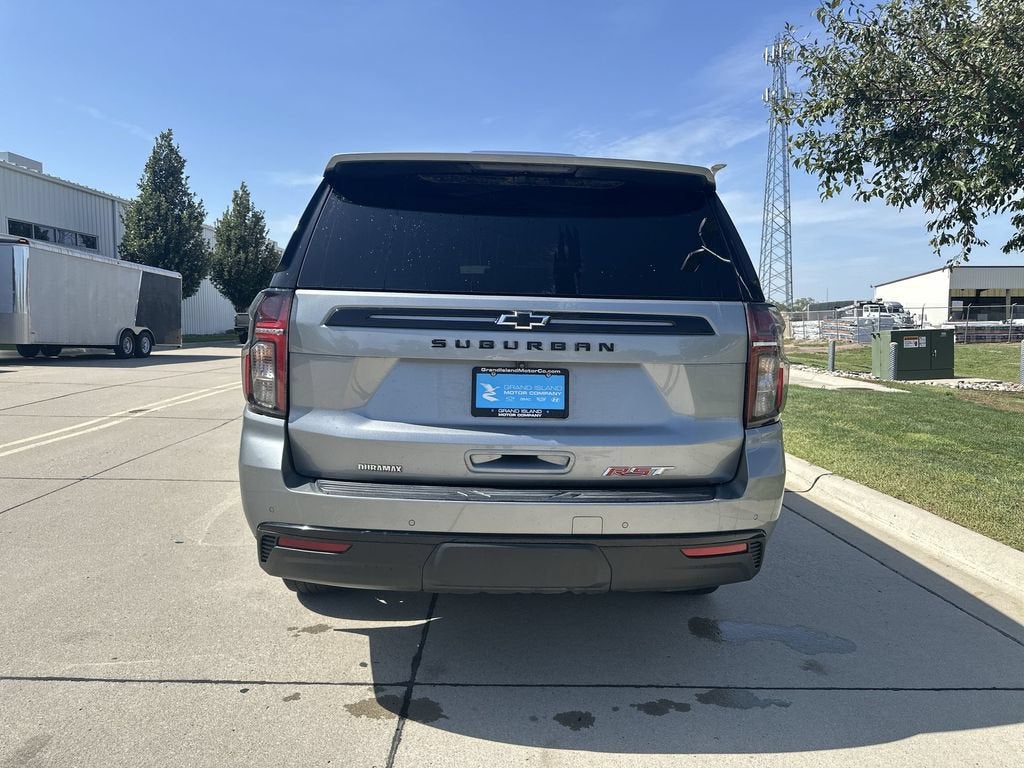 2024 Chevrolet Suburban RST