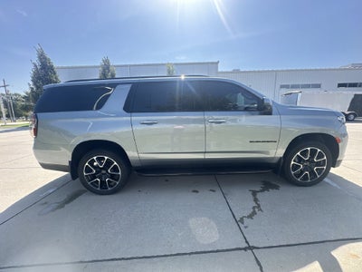 2024 Chevrolet Suburban RST