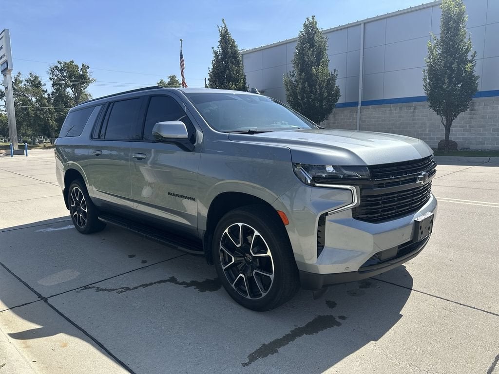 2024 Chevrolet Suburban RST