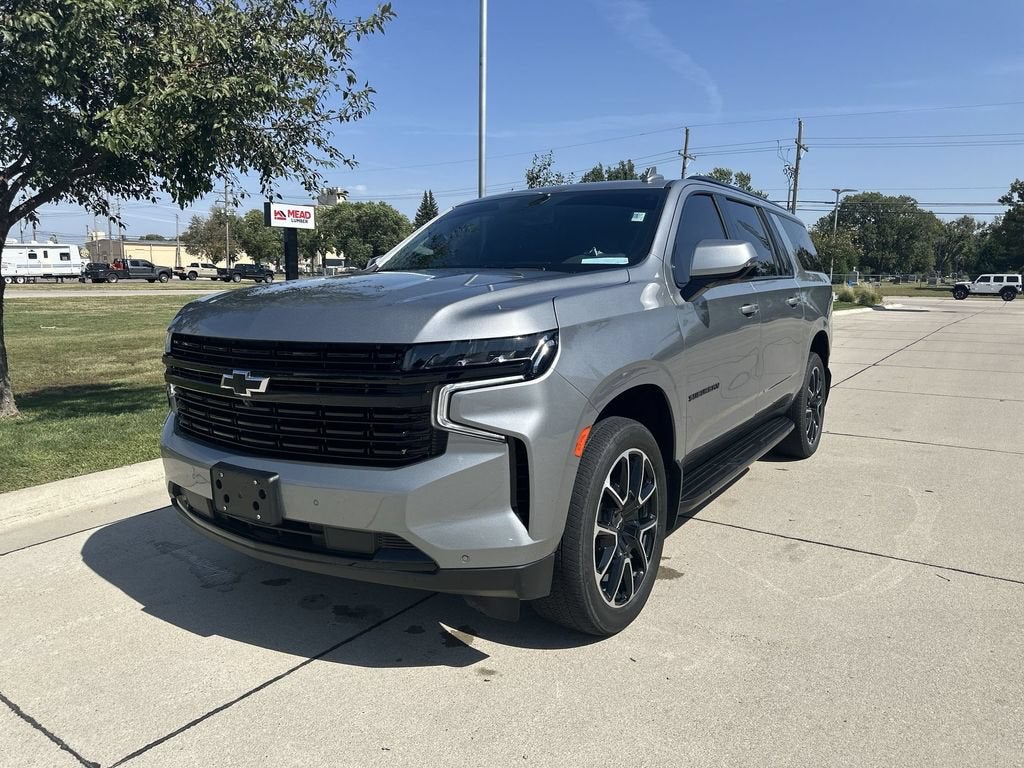 2024 Chevrolet Suburban RST