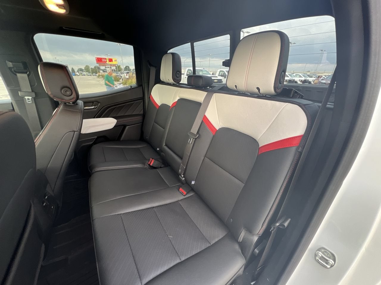 2024 GMC Canyon AT4X