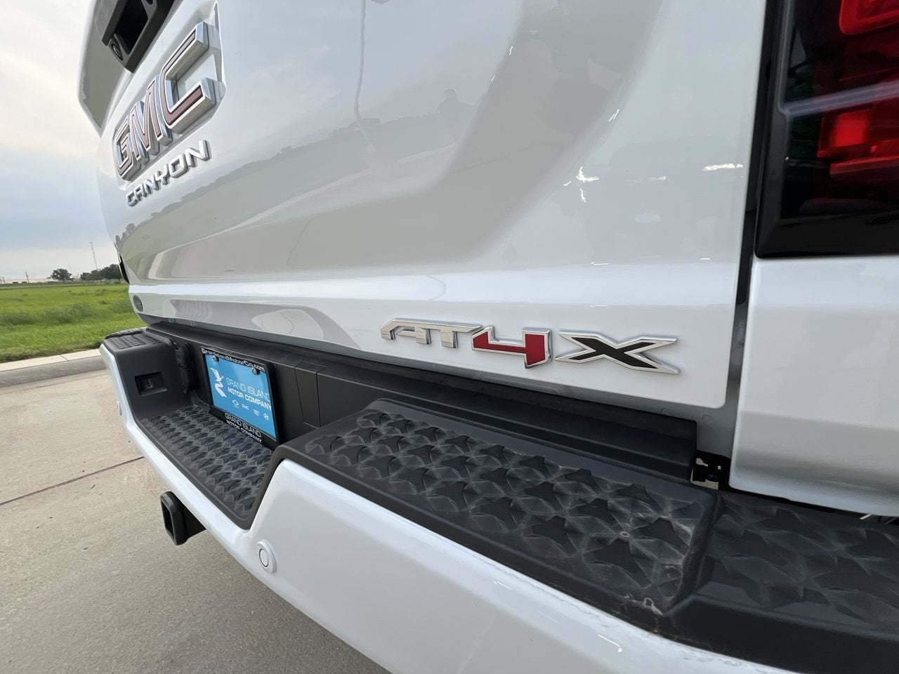 2024 GMC Canyon AT4X