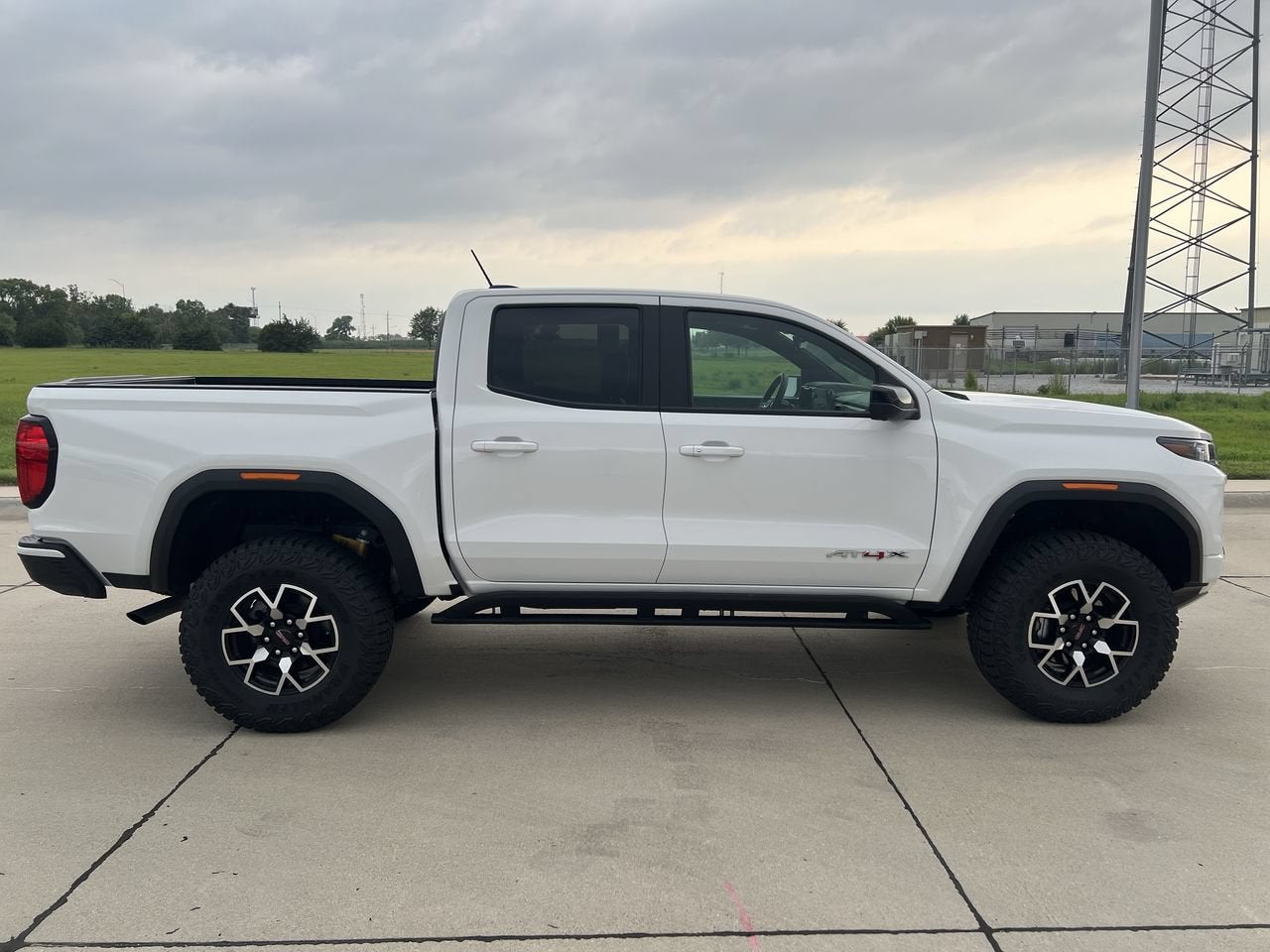 2024 GMC Canyon AT4X