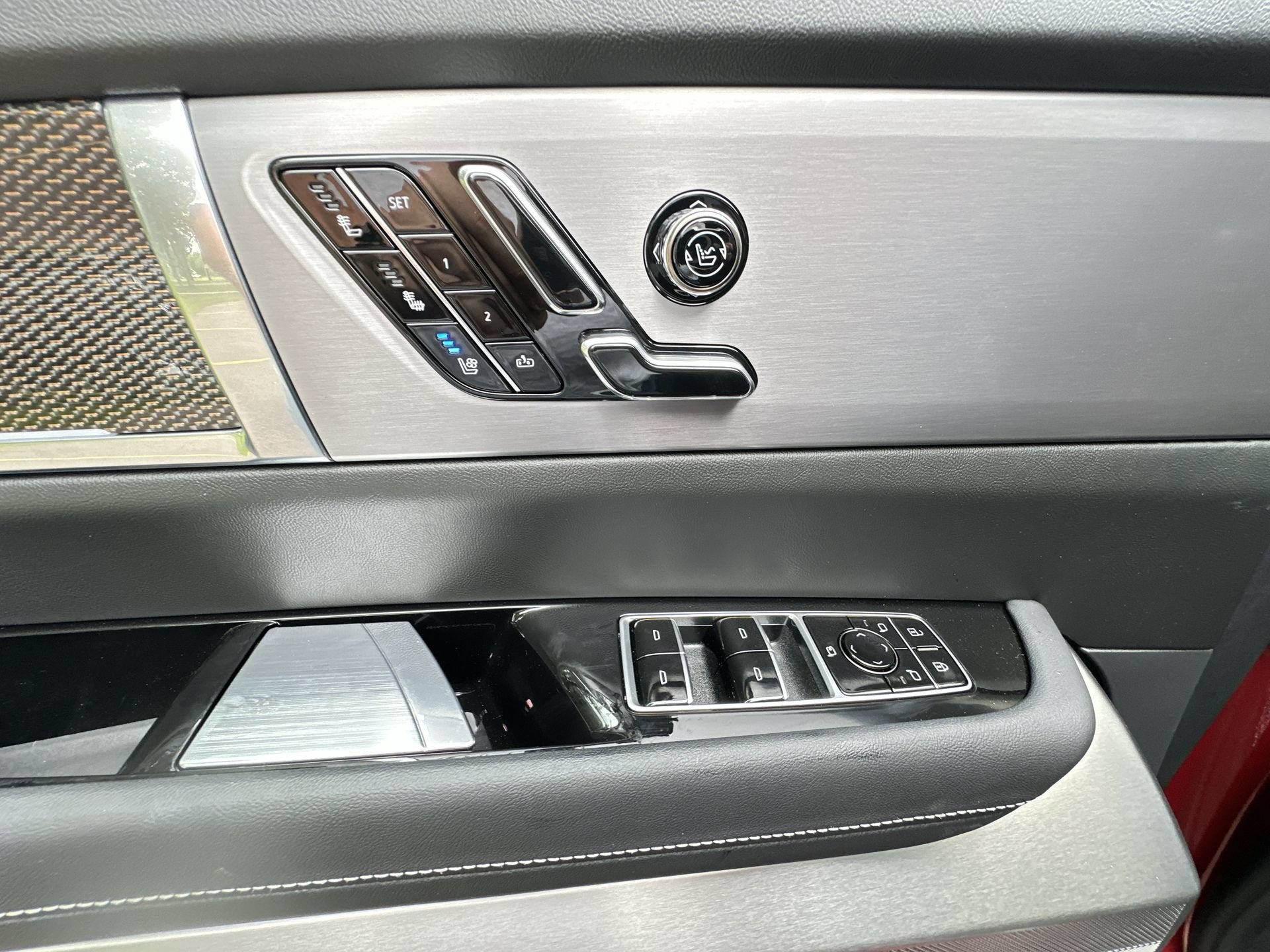 2027 Cadillac VISTIQ Luxury