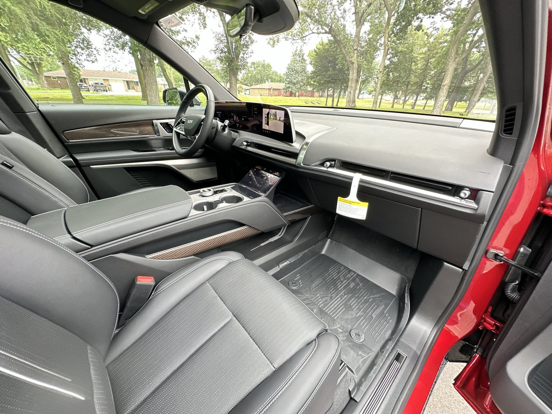 2027 Cadillac VISTIQ Luxury
