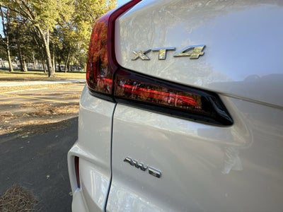 2025 Cadillac XT4 Premium Luxury