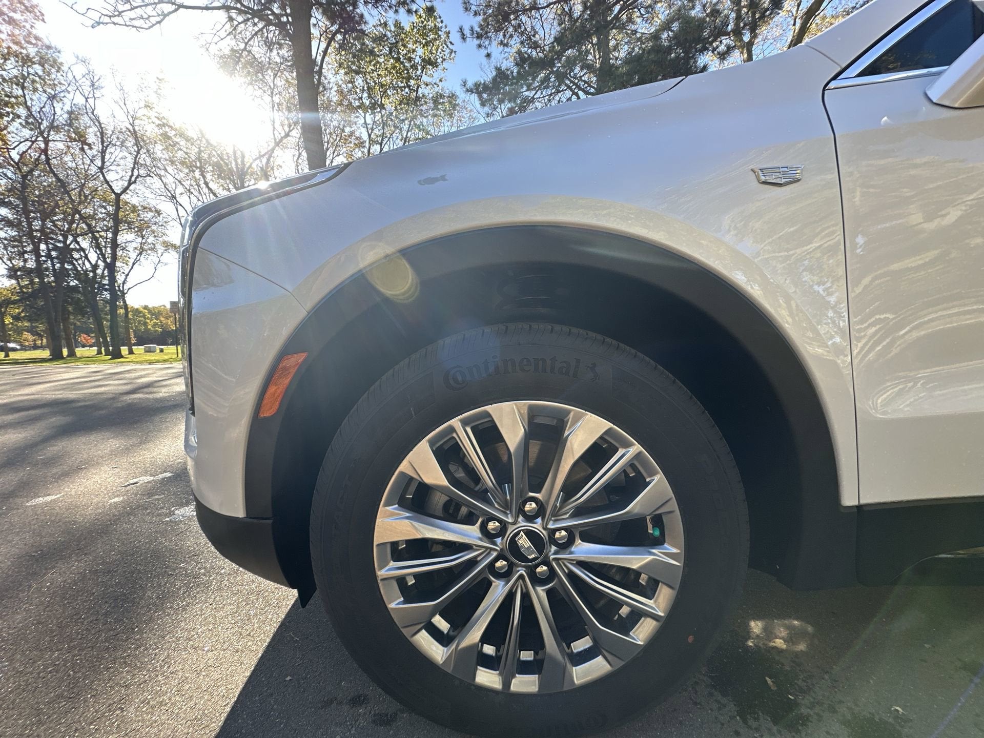 2025 Cadillac XT4 Premium Luxury