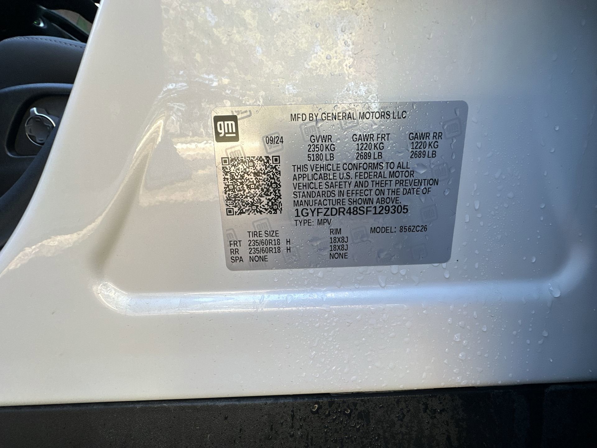 2025 Cadillac XT4 Premium Luxury