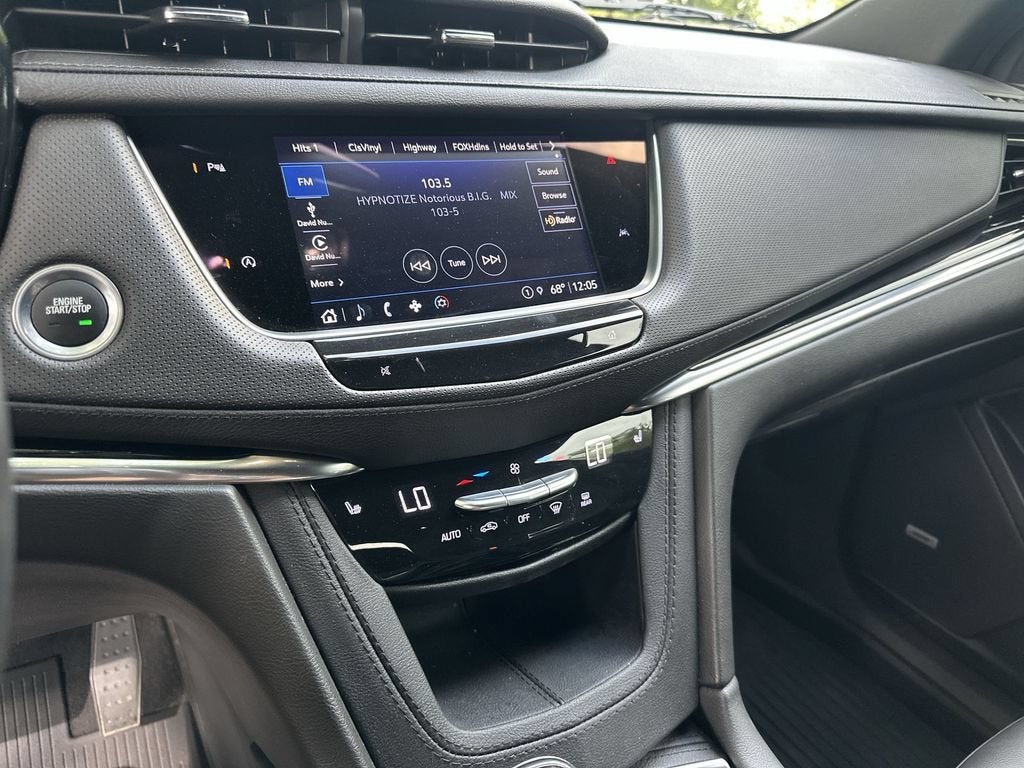 2024 Cadillac XT6 Luxury