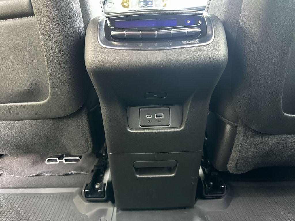 2024 Cadillac XT6 Luxury