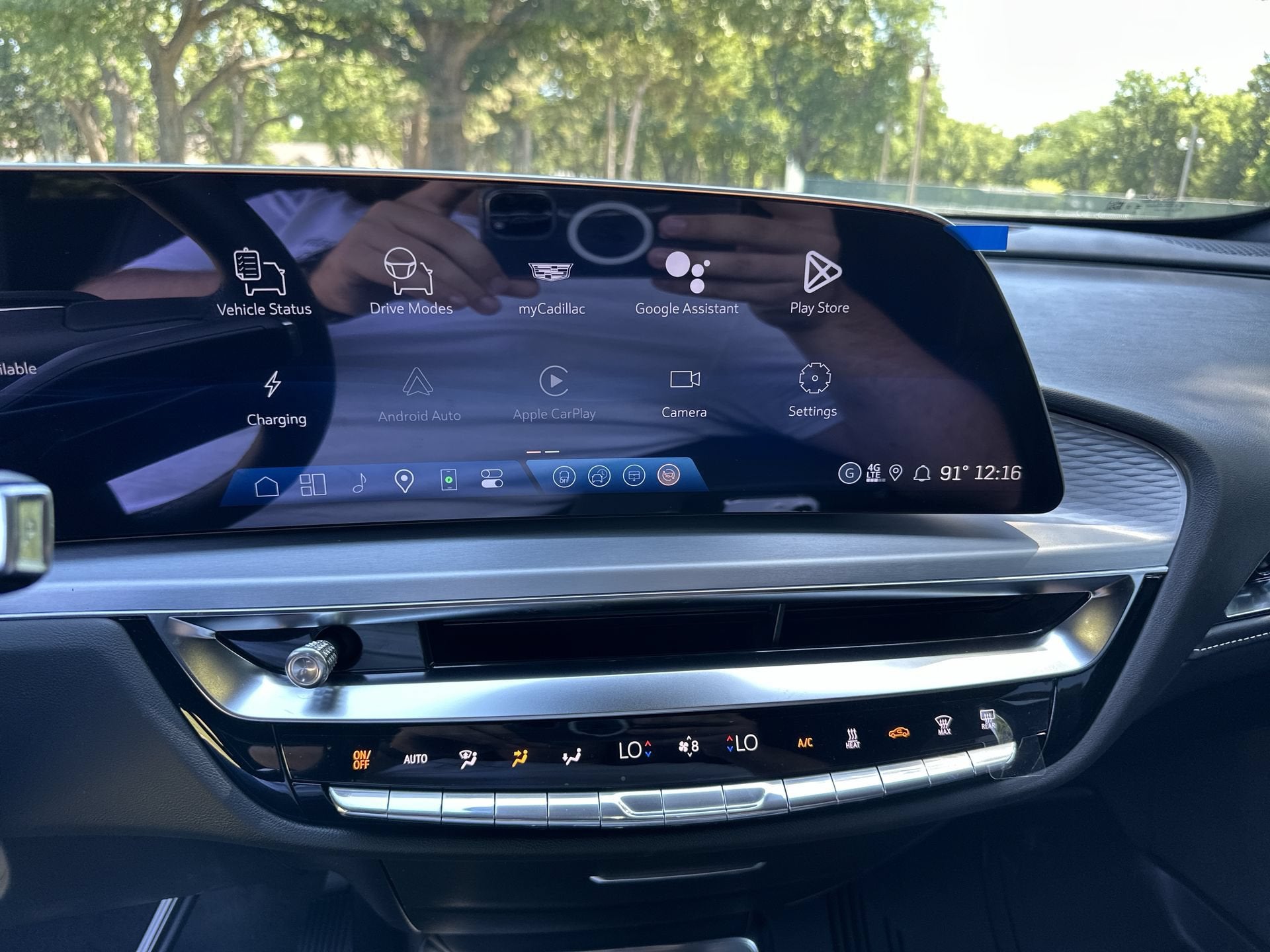 2026 Cadillac LYRIQ Sport