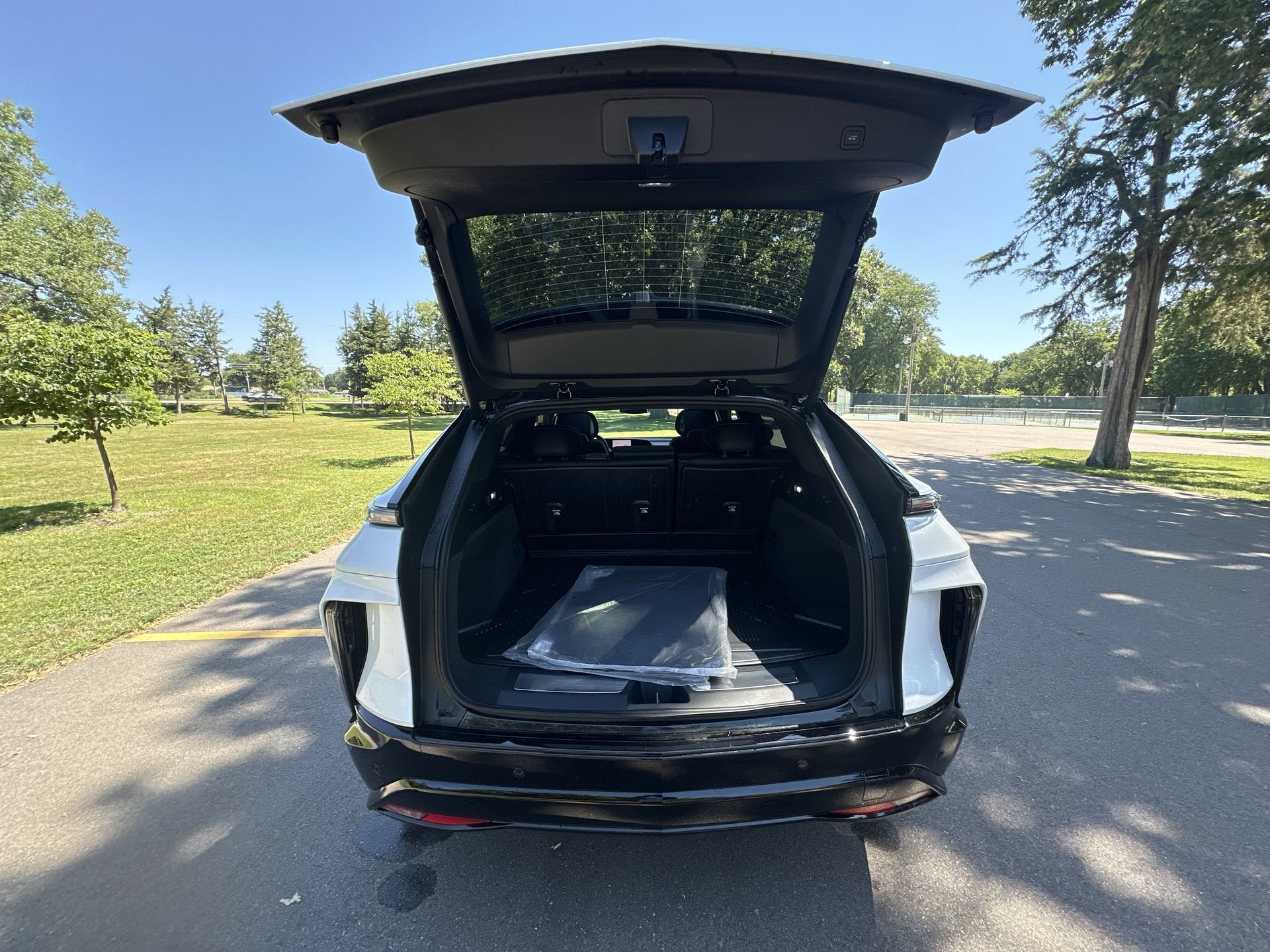 2026 Cadillac LYRIQ Sport