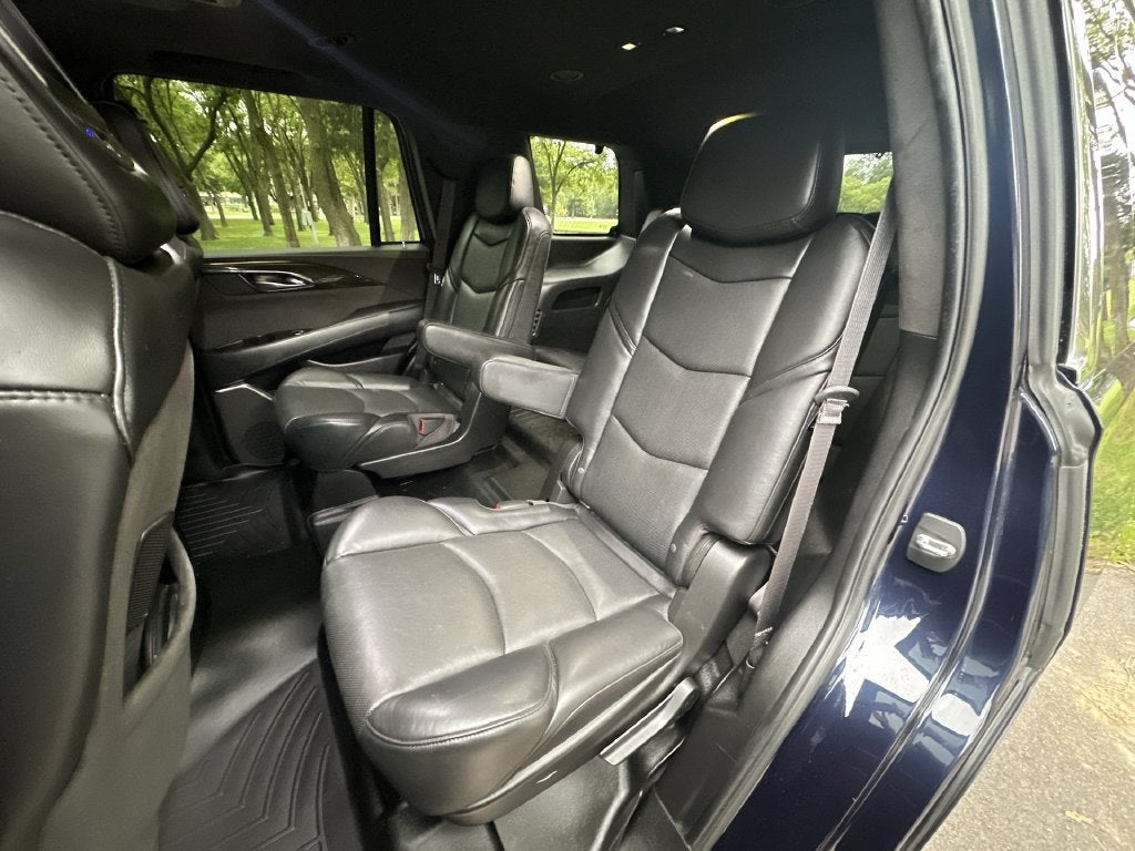 2019 Cadillac Escalade Platinum